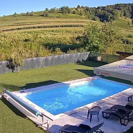 Arden House - Mountain Escape With Pool *