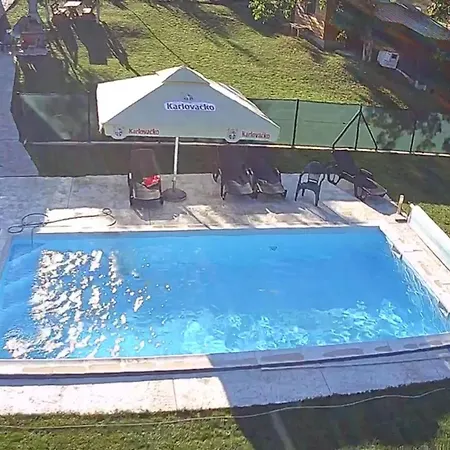 Arden House - Mountain Escape With Pool بوسانسكا كروبا