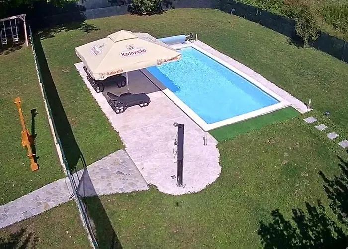 Arden House - Mountain Escape With Pool *