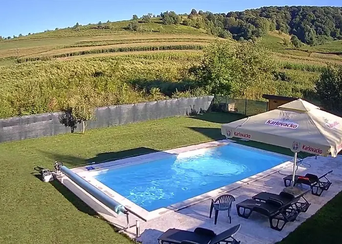 Arden House - Mountain Escape With Pool *