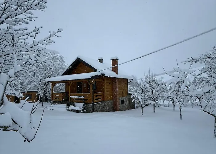 Arden House - Mountain Escape With Pool
