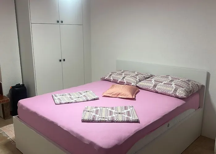 Arden House - Mountain Escape With Pool *